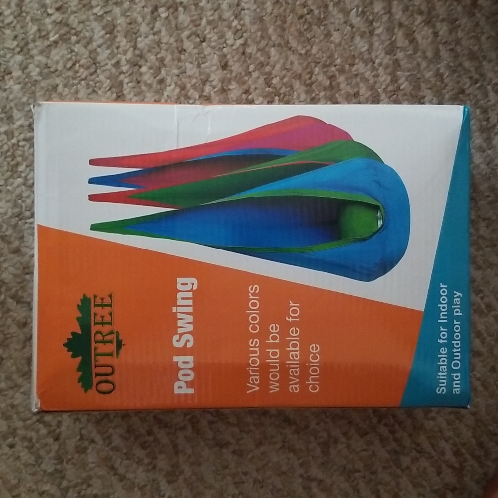 Outree Pod Swing- 170lbs capacity 2years and up. NWOT
